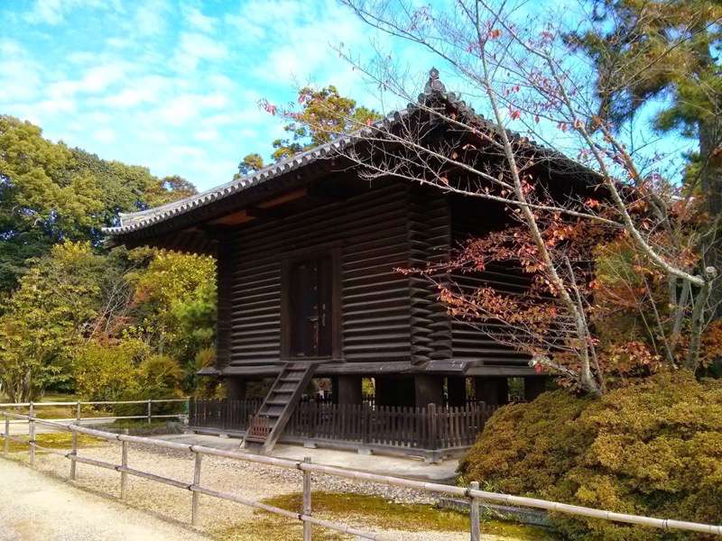 唐招提寺-宝蔵.jpg 唐招提寺 宝蔵