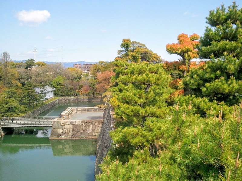 天守閣跡からの眺め２