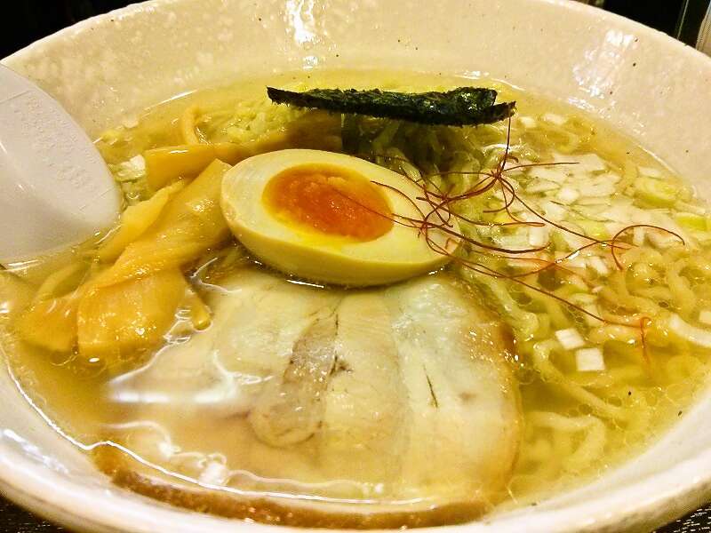 マルイチ食堂_天草大王塩ラーメン.jpg マルイチ食堂 天草大王塩ラーメン