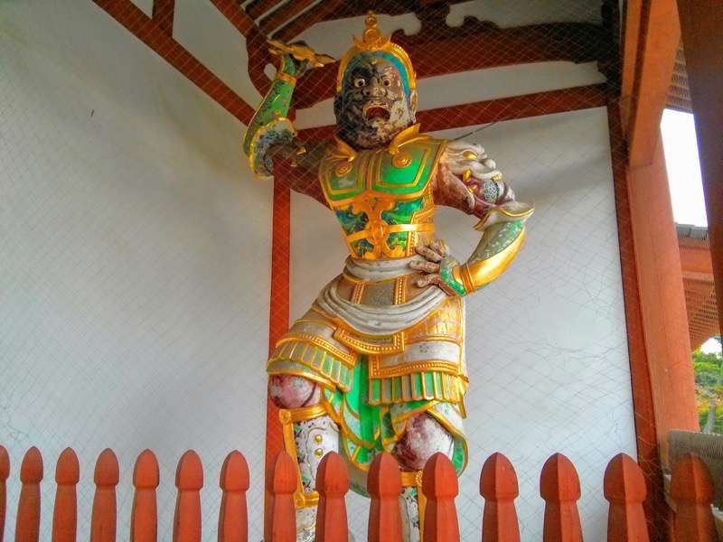 薬師寺-二天王像右.jpg 薬師寺 二天王像右