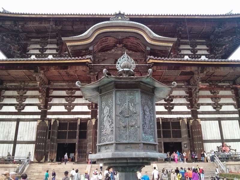 東大寺-八角燈籠.jpg 東大寺 八角燈籠