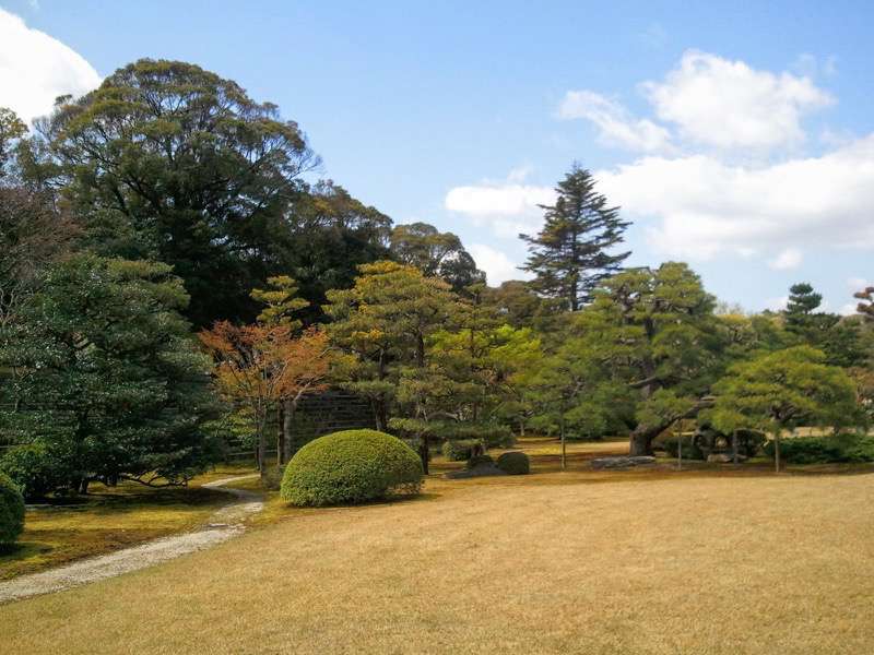 本丸庭園2.jpg 本丸庭園2