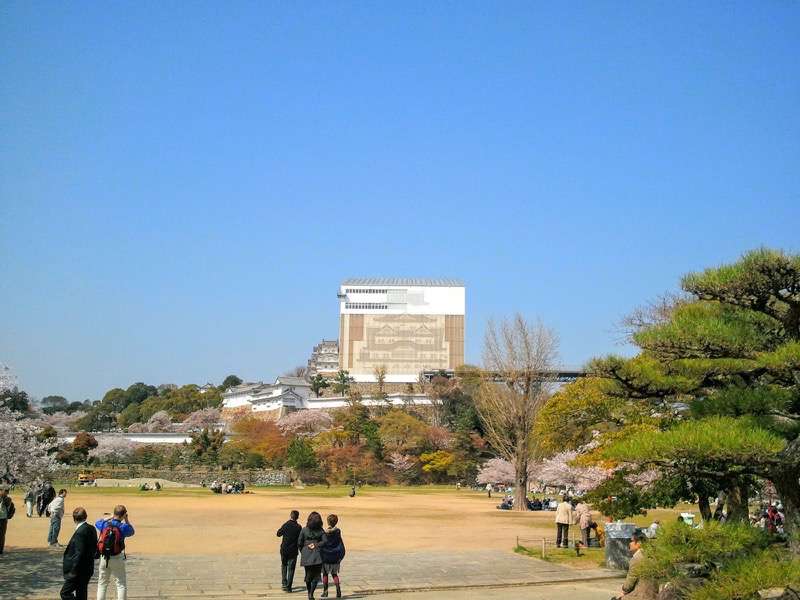 姫路城-三の丸広場より2.jpg 姫路城 三の丸広場より2