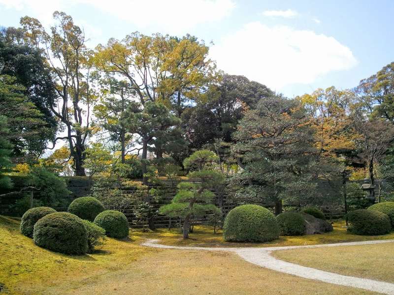 本丸庭園1.jpg 本丸庭園1