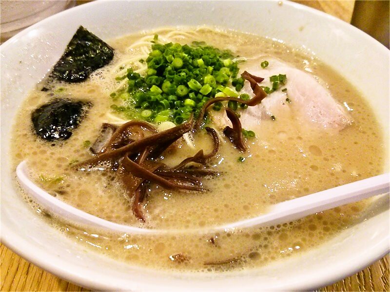 一燈灯 博多とんこつラーメン