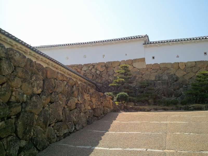 姫路城-菱の門付近.jpg 姫路城 菱の門付近