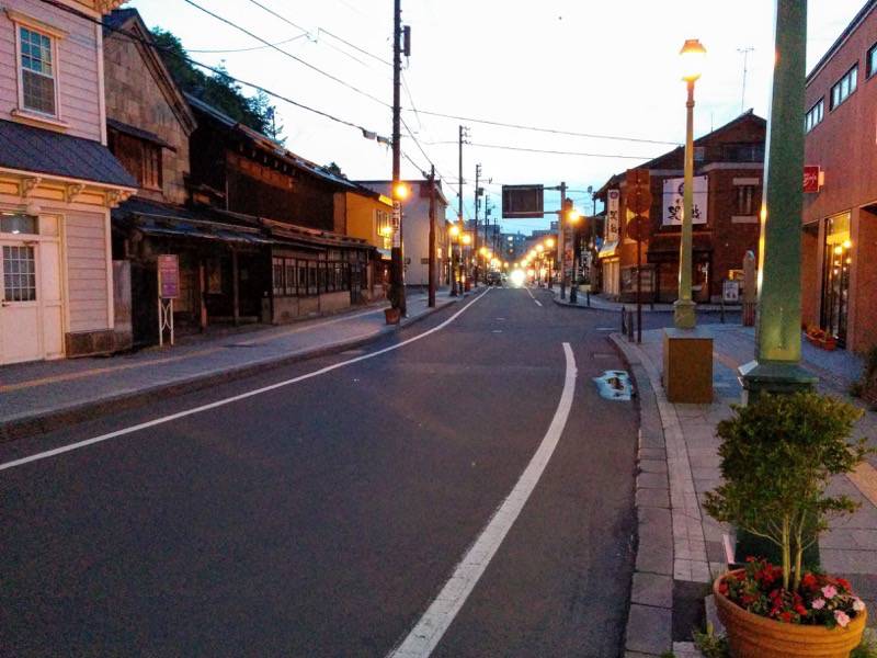 小樽 夕暮れの堺町商店街２