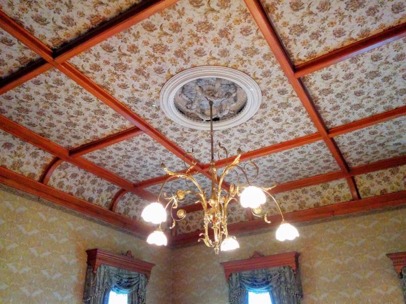 旧函館区公会堂-2F御寝室4.jpg 旧函館区公会堂 2F御寝室4