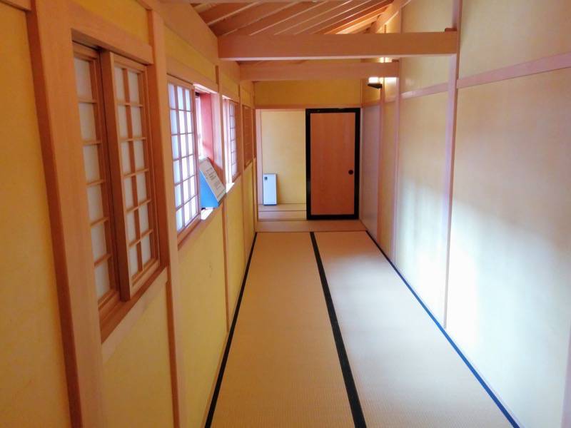 箱館奉行所-中庭前の畳敷き.jpg 箱館奉行所 中庭前の畳敷き