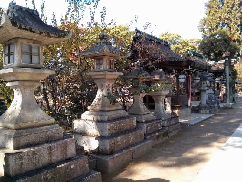 北野天満宮-中門前の参道の脇1.jpg 北野天満宮 中門前の参道の脇1