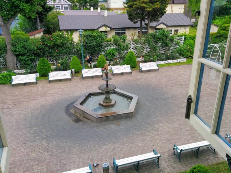 函館市旧イギリス領事館-家族居室よりガーデン.jpg 函館市旧イギリス領事館 家族居室よりガーデン
