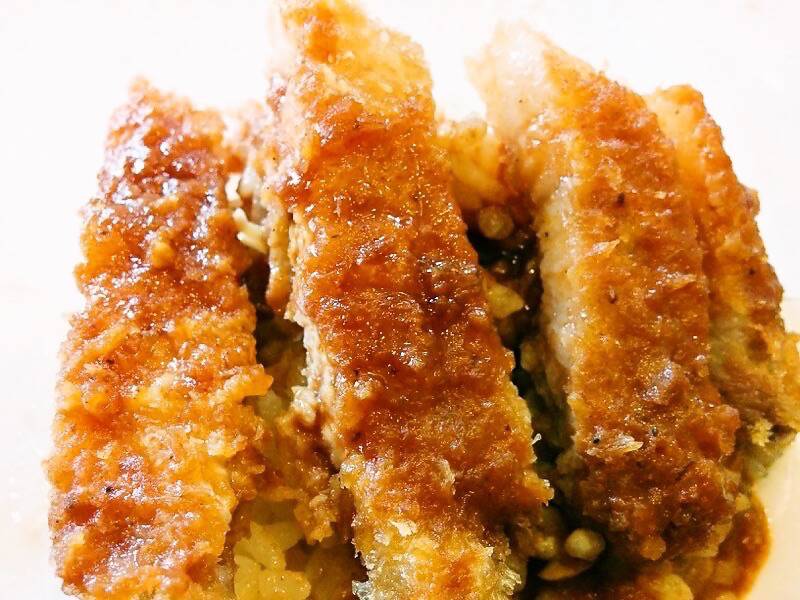 どりあん-ポークカツレツソースかけ.jpg どりあん ポークカツレツソースかけ