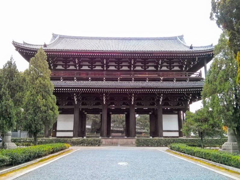 東福寺 三門１