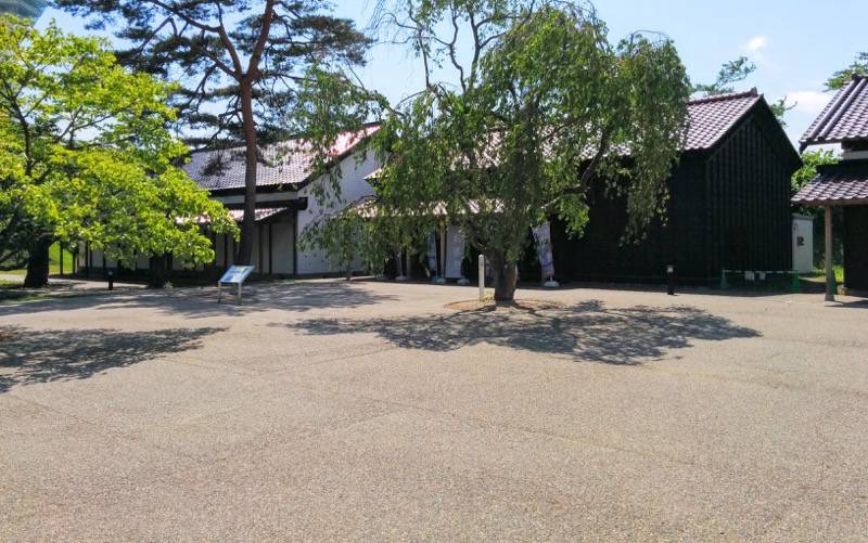 五稜郭公園-土蔵・板庫.jpg 五稜郭公園 土蔵 板庫