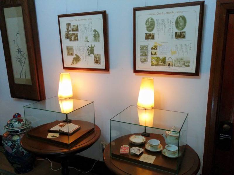 ニッカウヰスキー余市峡蒸溜所-旧竹鶴邸内部2.jpg ニッカウヰスキー余市峡蒸溜所 旧竹鶴邸内部2