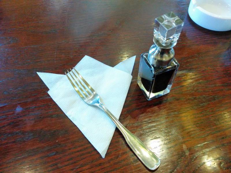 どりあん-フォークとソース.jpg どりあん フォークとソース