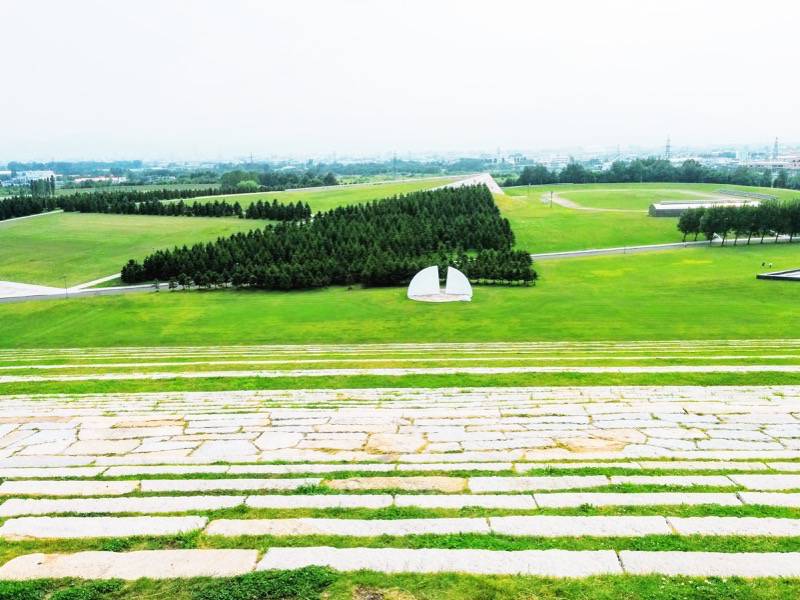 モエレ沼公園-プレイマウンテン7.jpg モエレ沼公園 プレイマウンテン7