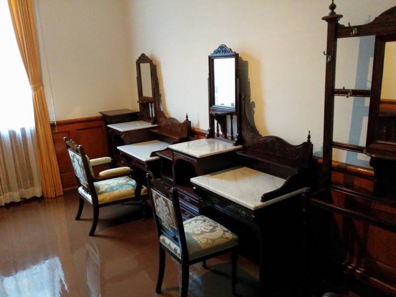 旧函館区公会堂-1F寝室1.jpg 旧函館区公会堂 1F寝室1