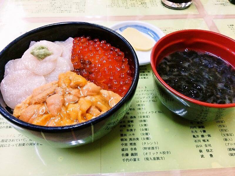 きくよ食堂-元祖函館巴丼1.jpg きくよ食堂 元祖函館巴丼1