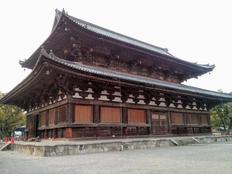東寺 金堂２