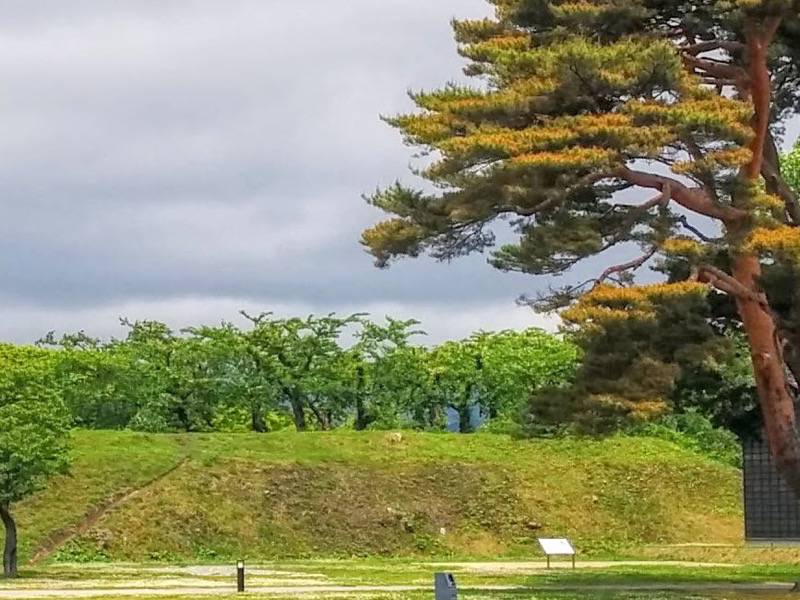 五稜郭公園-仮牢跡・公事人腰掛跡.jpg 五稜郭公園 仮牢跡 公事人腰掛跡