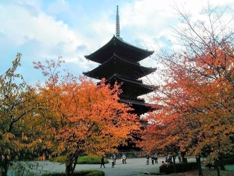 東寺 五重塔前３