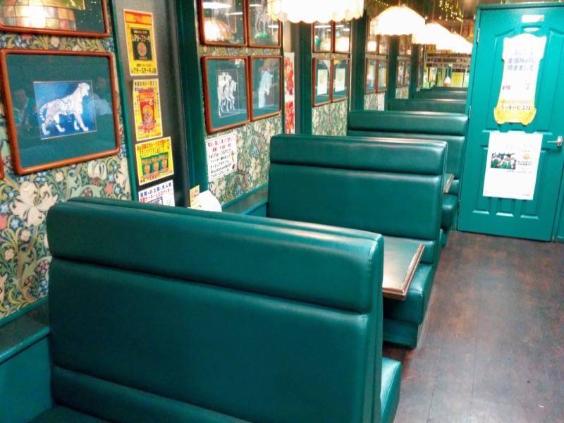 ラッキーピエロ ベイエリア本店 内観３