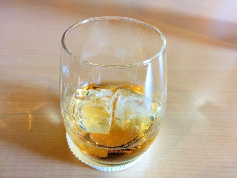 ニッカウヰスキー余市峡蒸溜所-ニッカ会館アップルワイン.jpg ニッカウヰスキー余市峡蒸溜所 ニッカ会館アップルワイン