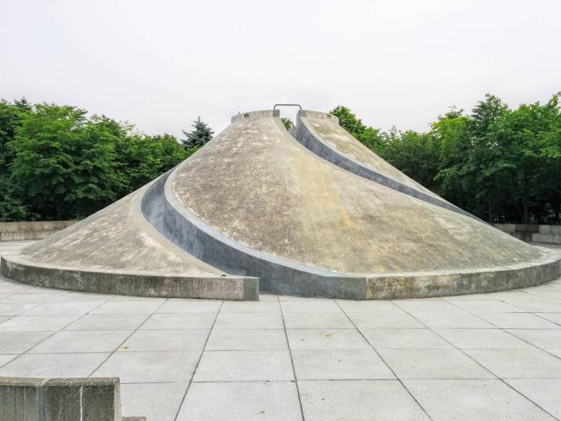 モエレ沼公園-サクラの森8.jpg モエレ沼公園 サクラの森8