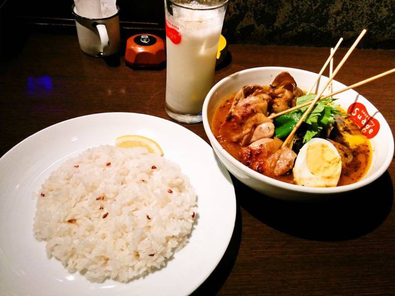 スープカレー suage+ パリパリ知床鶏と野菜カレー