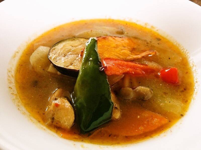 カレーや黒魔術 スープカレー１