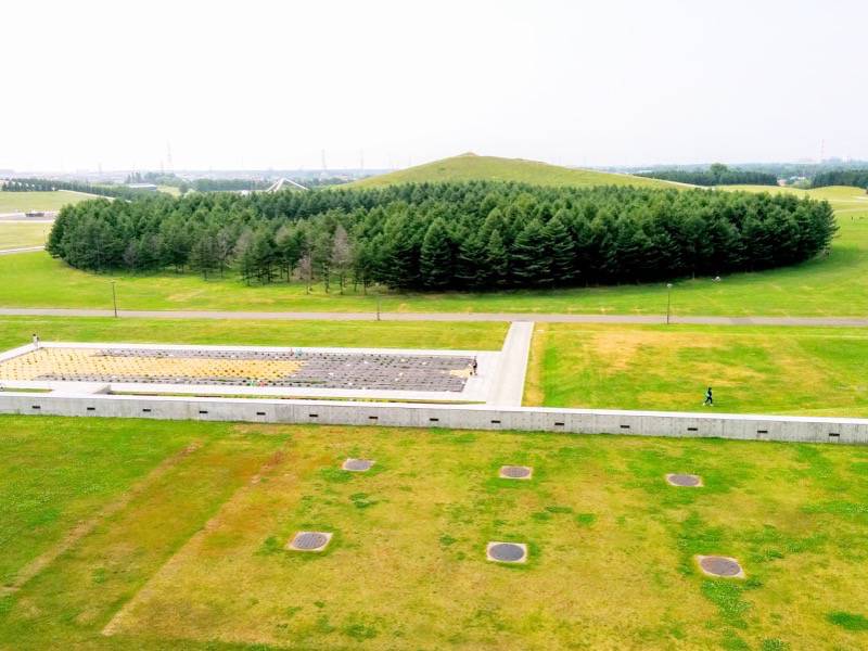 モエレ沼公園-ガラスのピラミッド8.jpg モエレ沼公園 ガラスのピラミッド8