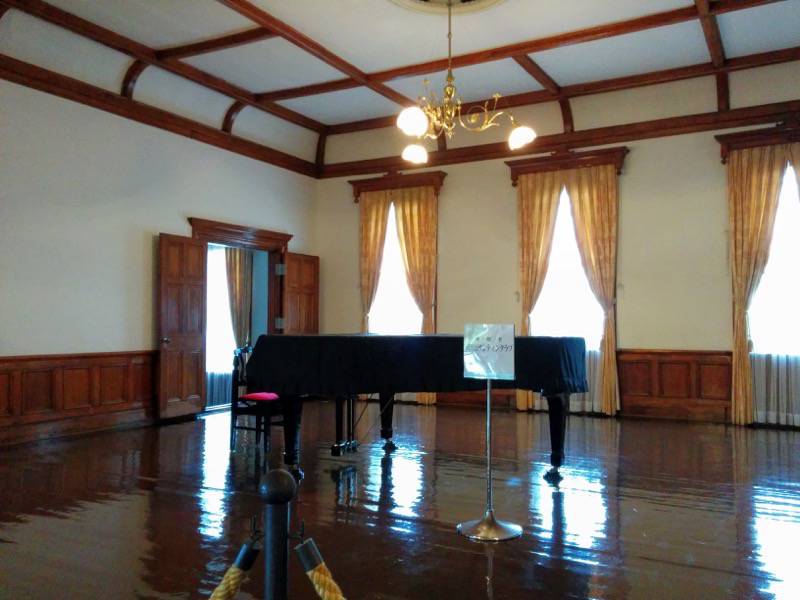 旧函館区公会堂-2F大広間4.jpg 旧函館区公会堂 2F大広間4