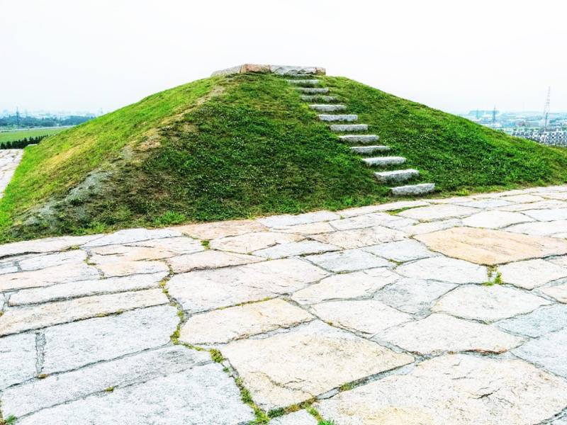 モエレ沼公園-プレイマウンテン4.jpg モエレ沼公園 プレイマウンテン4