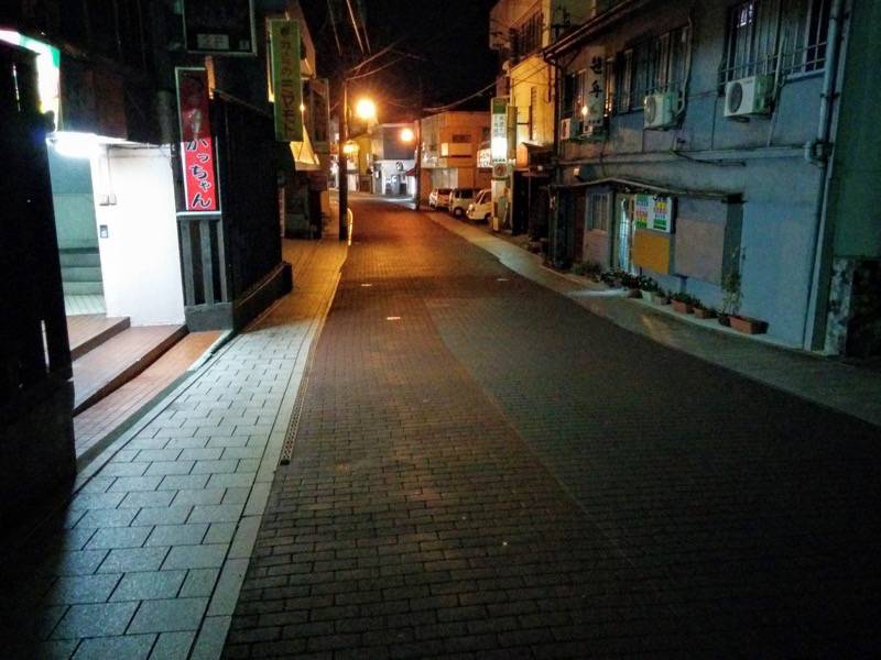 夜の商店街１