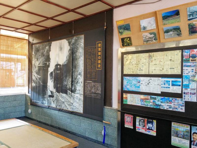 吉松駅 待合室２