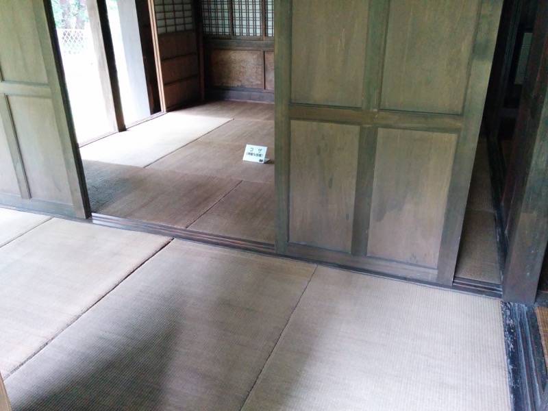 椎葉の民家内部２