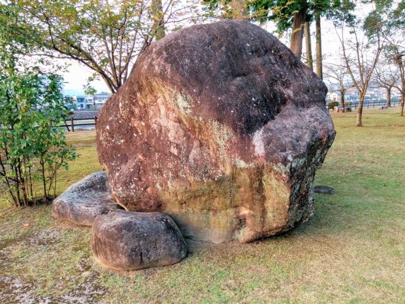 人吉城跡-左近の石.jpg 人吉城跡 左近の石