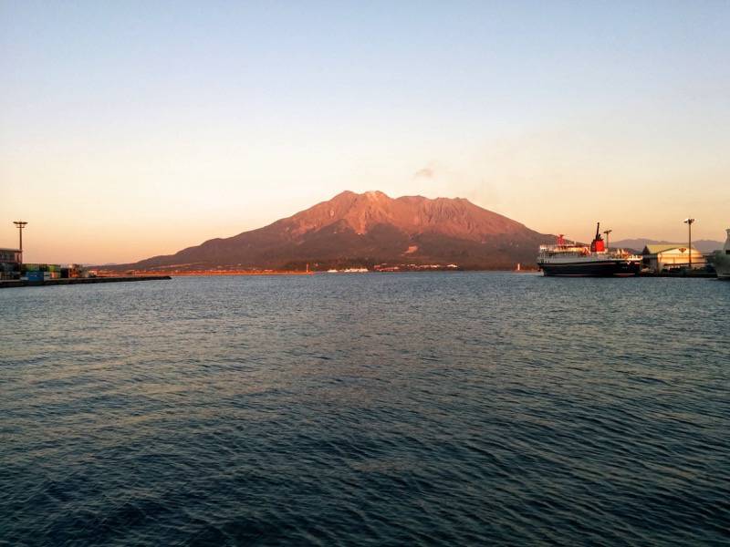 夕暮れの桜島１