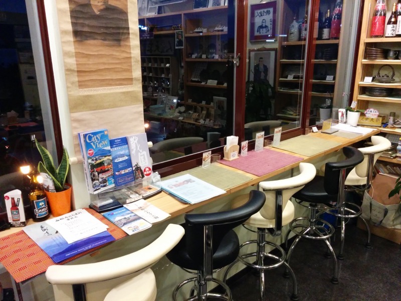 K10カフェ 内観２