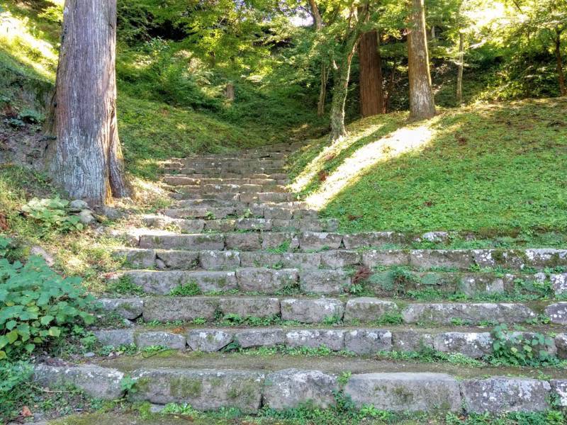 人吉城跡-御下門跡から中御門跡へ1.jpg 人吉城跡 御下門跡から中御門跡へ1