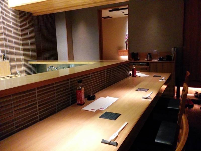 元祖博多めんたい重 カウンター席