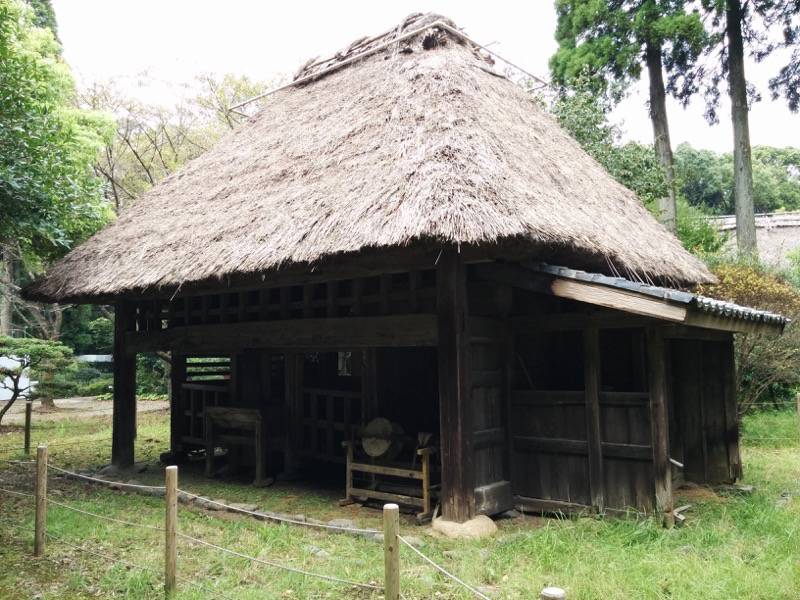 米良の民家離れ