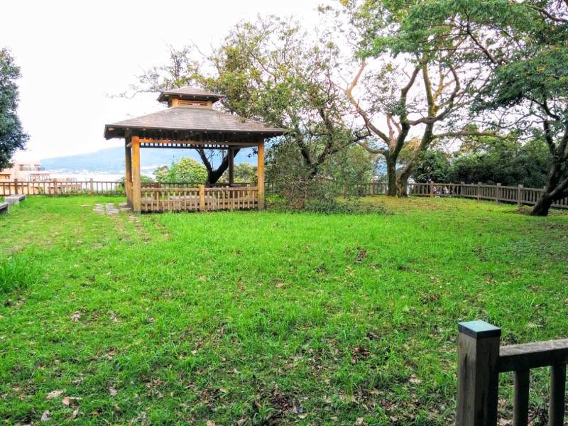 東福寺城跡11休憩所.jpg 東福寺城跡11休憩所
