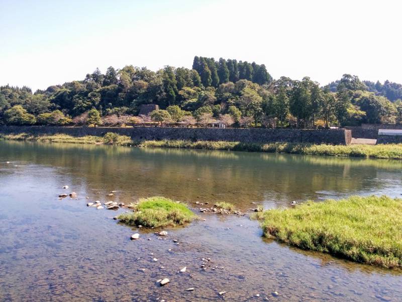 球磨川と人吉城跡