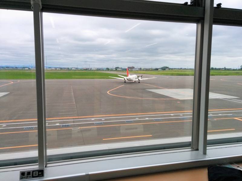 丘珠空港 飛行機１