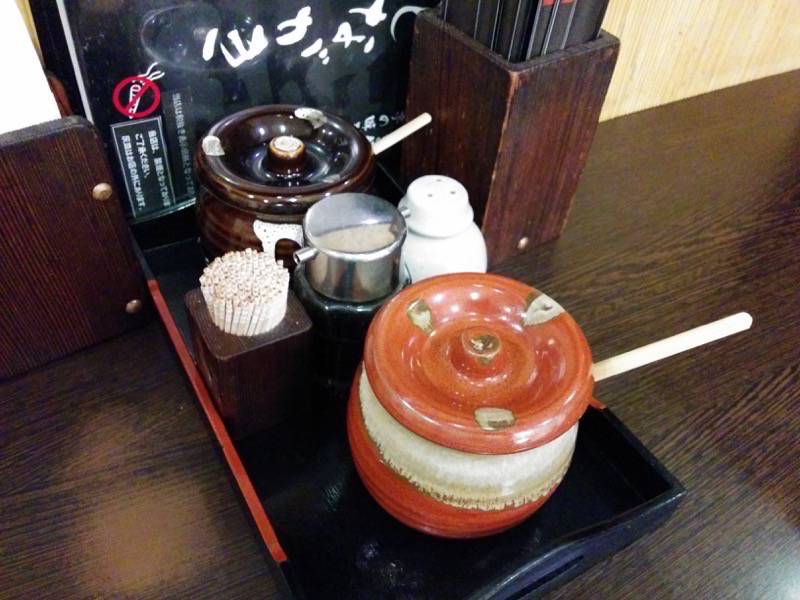 黒かつ亭中央駅本店-調味料.jpg 黒かつ亭中央駅本店 調味料