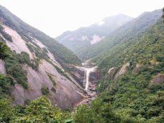 千尋の滝と竜神の滝｜鹿児島県屋久島町