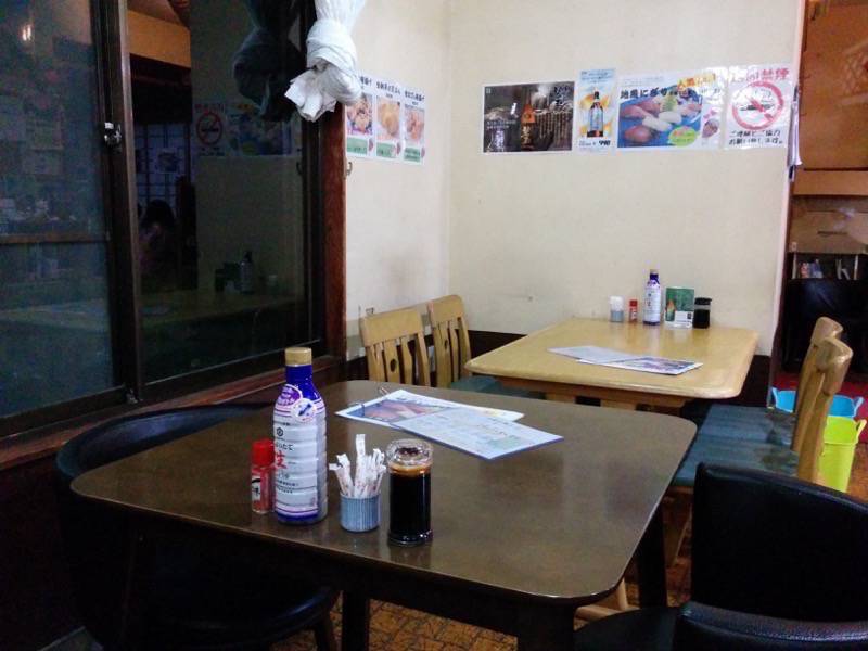 いその香り テーブル席