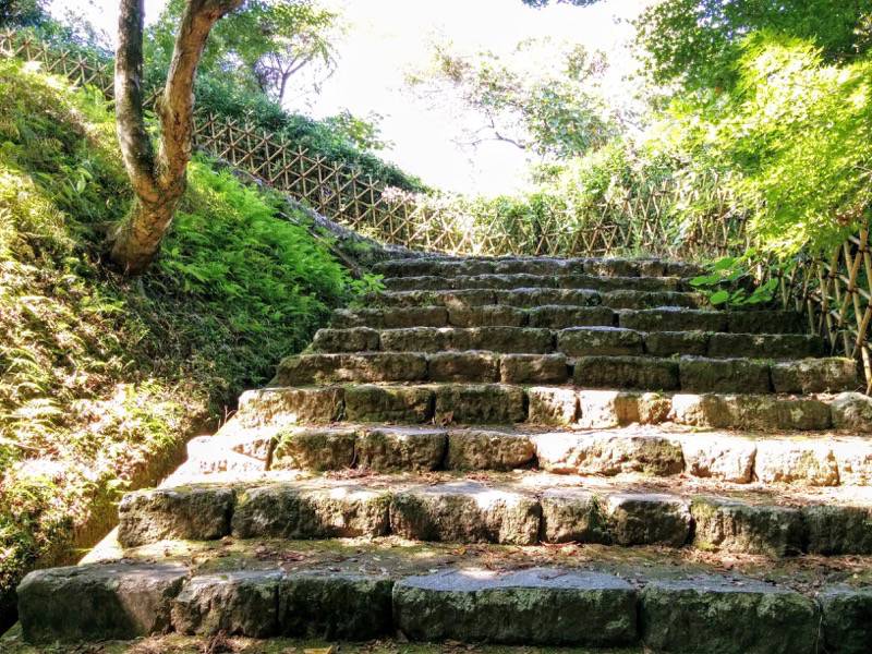 人吉城跡-御下門跡から中御門跡へ3.jpg 人吉城跡 御下門跡から中御門跡へ3